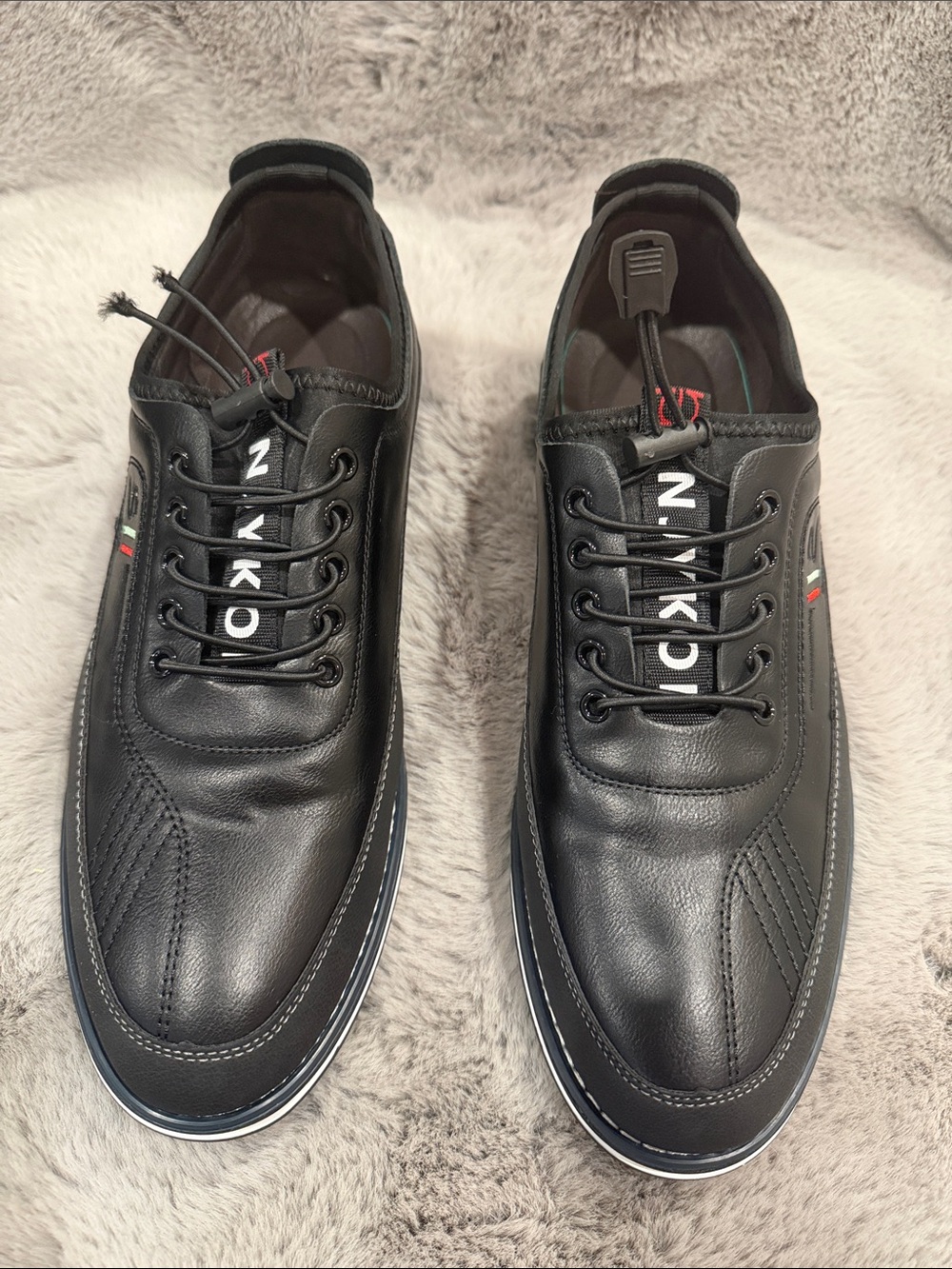 NJYKOL Men 10 Black Slip On Casual Sneakers Dress Shoes Missing Lace Toggle